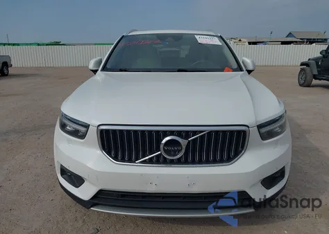2019 Volvo Xc40 T5 Inscription z USA, uszkodzony, nr VIN YV4162UL2K2055797